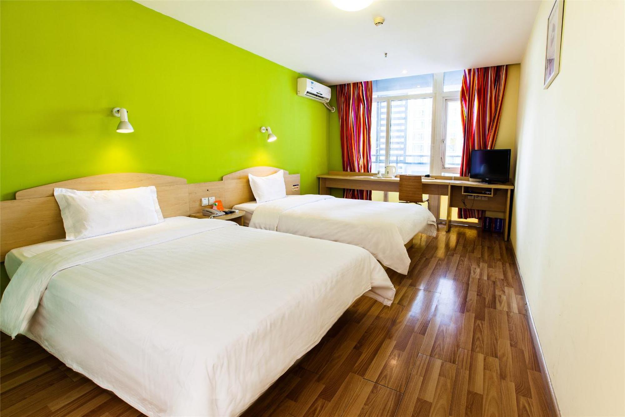 7Days Inn Guangzhou Zhongda North Gate Square Екстер'єр фото