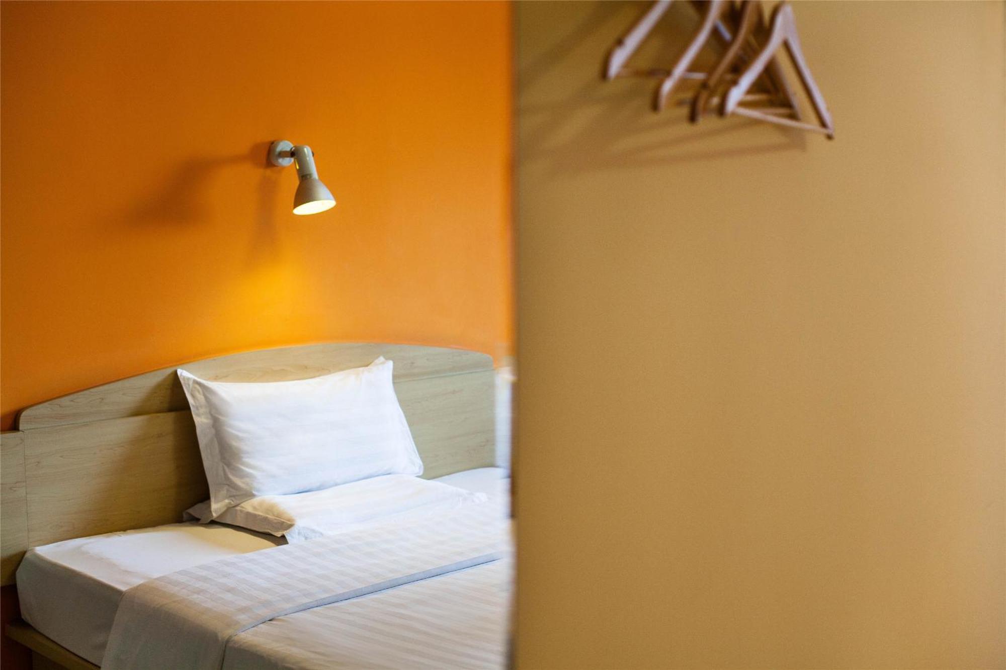 7Days Inn Guangzhou Zhongda North Gate Square Екстер'єр фото