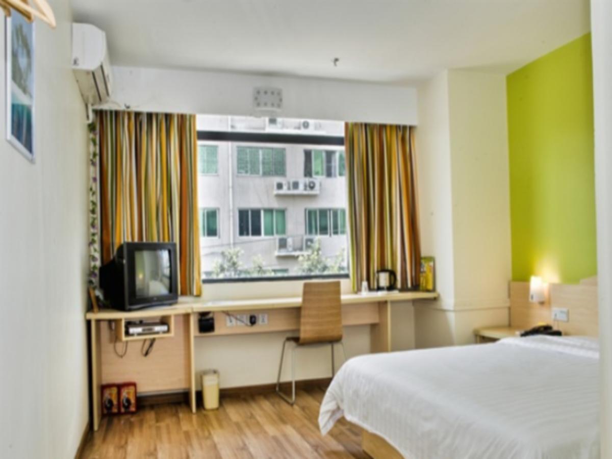 7Days Inn Guangzhou Zhongda North Gate Square Екстер'єр фото