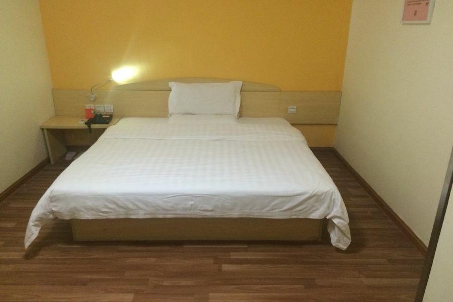 7Days Inn Guangzhou Zhongda North Gate Square Екстер'єр фото
