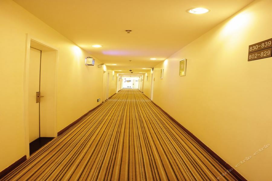 7Days Inn Guangzhou Zhongda North Gate Square Екстер'єр фото